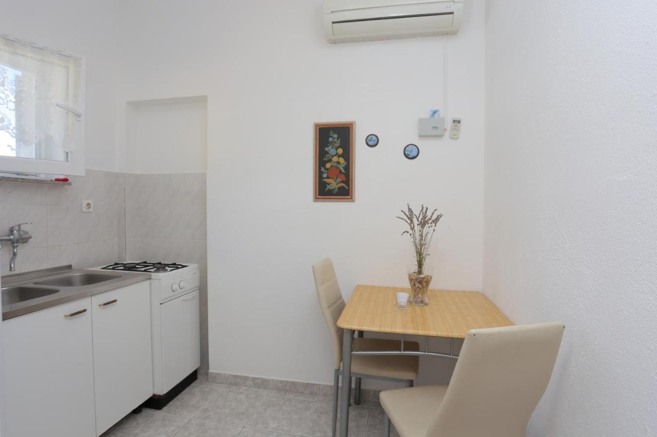 Apartments With A Parking Space Lokva Rogoznica, Omis - 17645 Extérieur photo